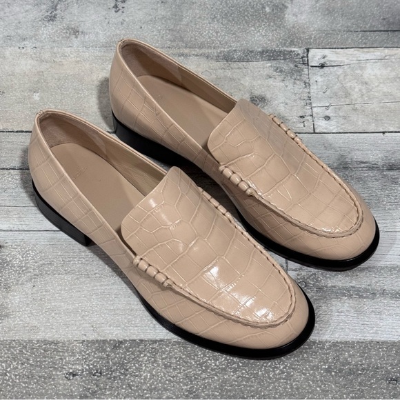 Vince Shoes - VINCE Naomi Women’s Loafer - Birch Sand Croc Emb - Size - 7 .US